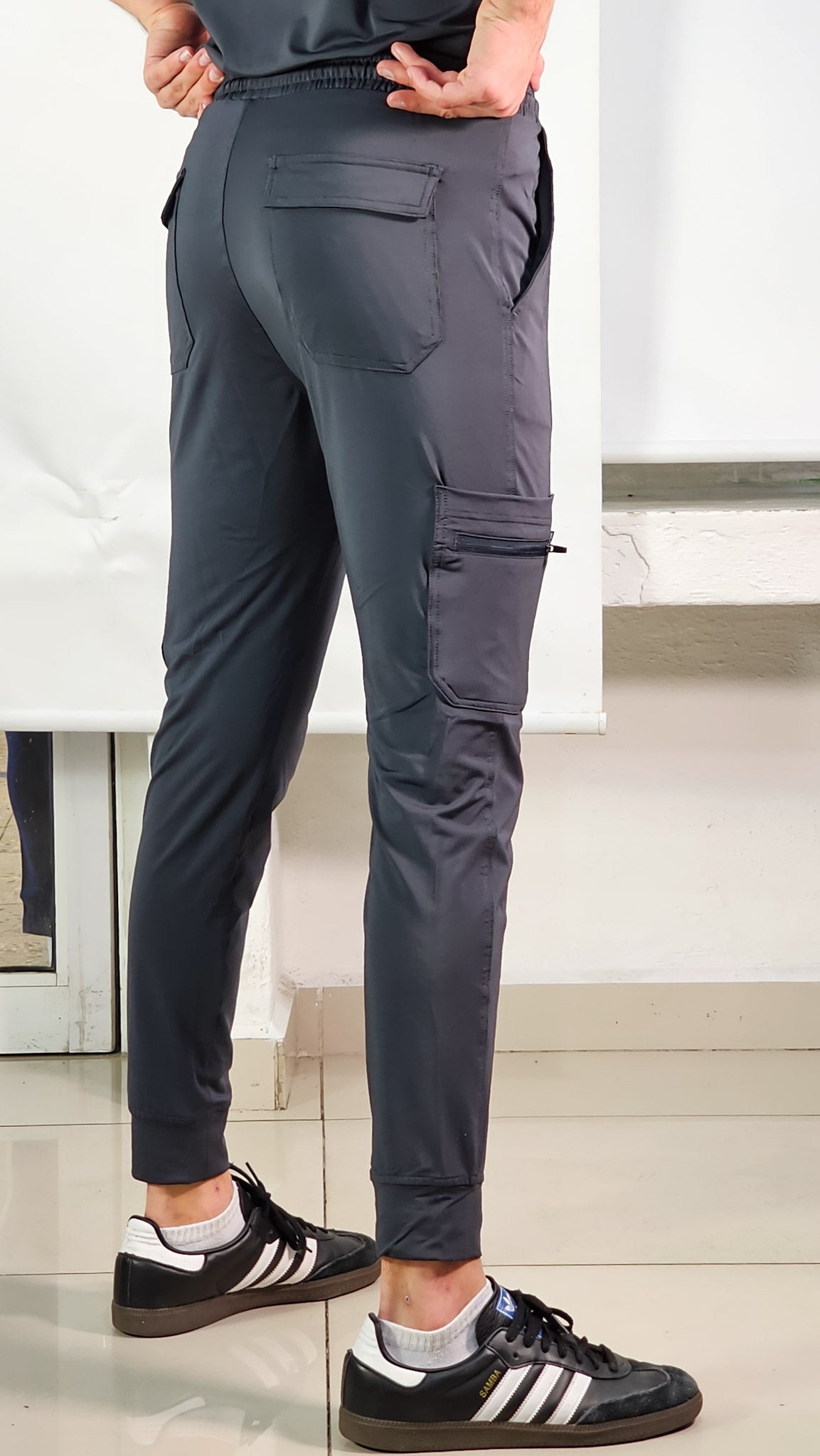 modern scrubs