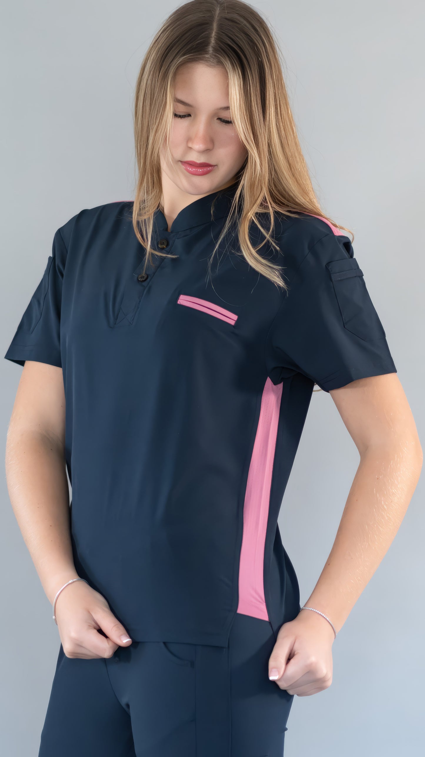 Unisex Relaxed Top 520 Navy Pink Scrubs 520