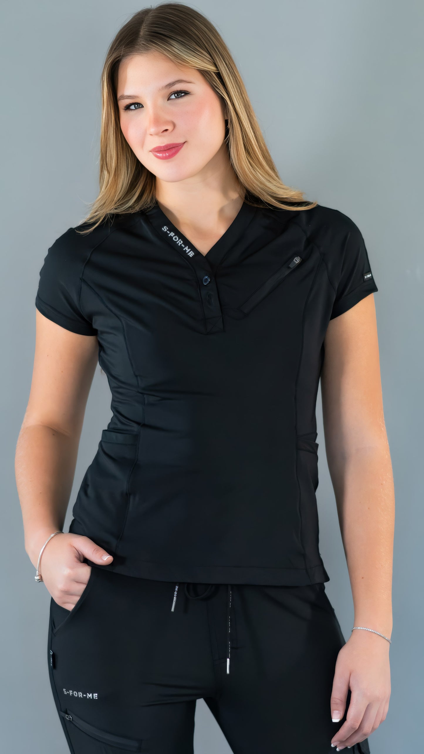 Women’s Top 905 Black, Super Stretch Scrubs