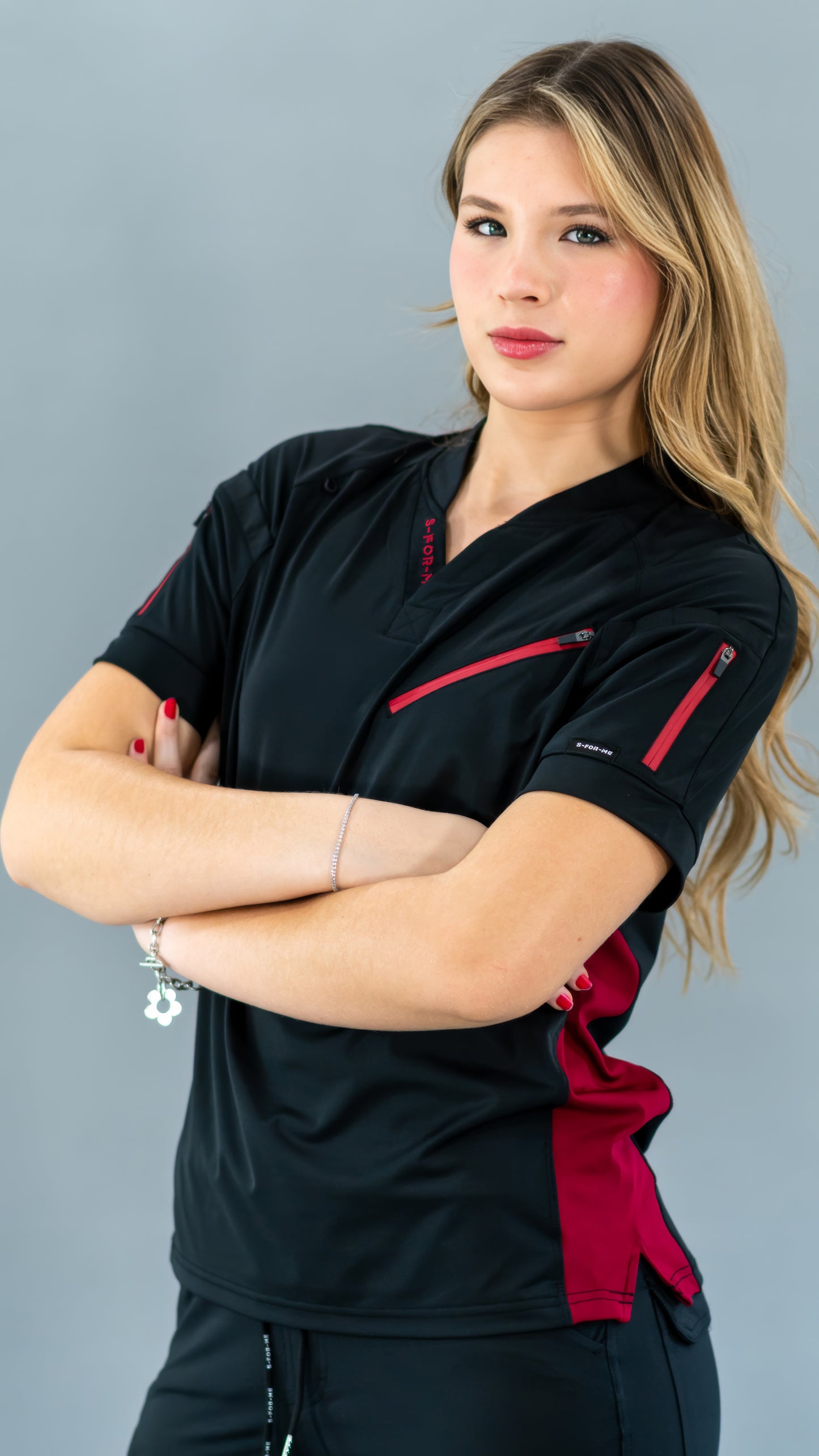 Unisex Relaxed Top 905 Black/Burgundy, Super Stretch Scrubs