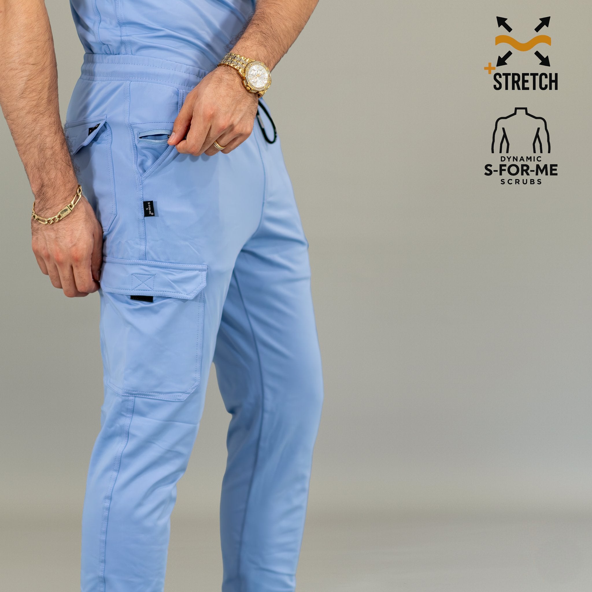 Men’s 901 Sky Blue jogger scrub pants paired with matching scrub top