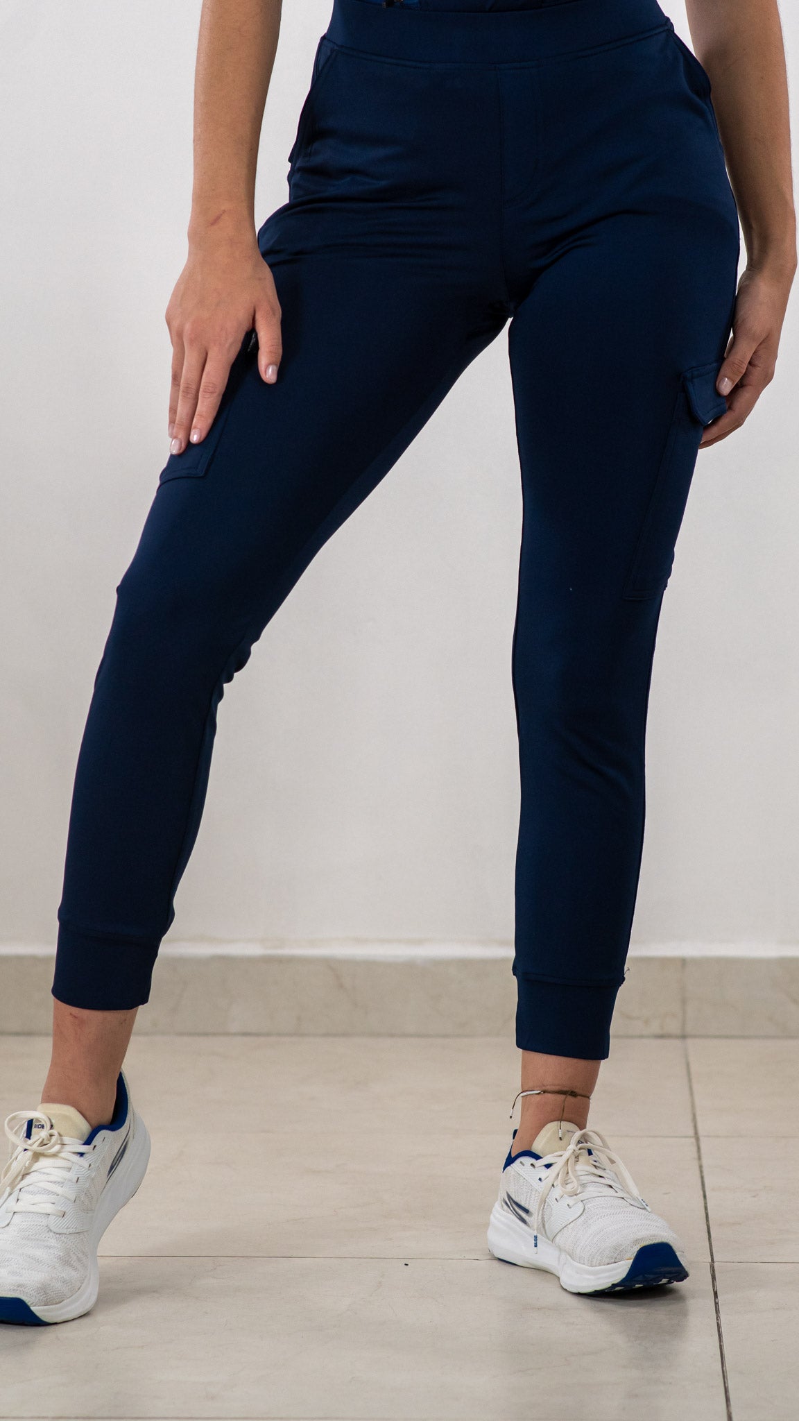 Buy Popwings Women Casual Navy Blue Solid Twill Joggers ! Navy Blue Women  Essentials High Rise Self Design Women Joggers Online at Best Prices in  India - JioMart.