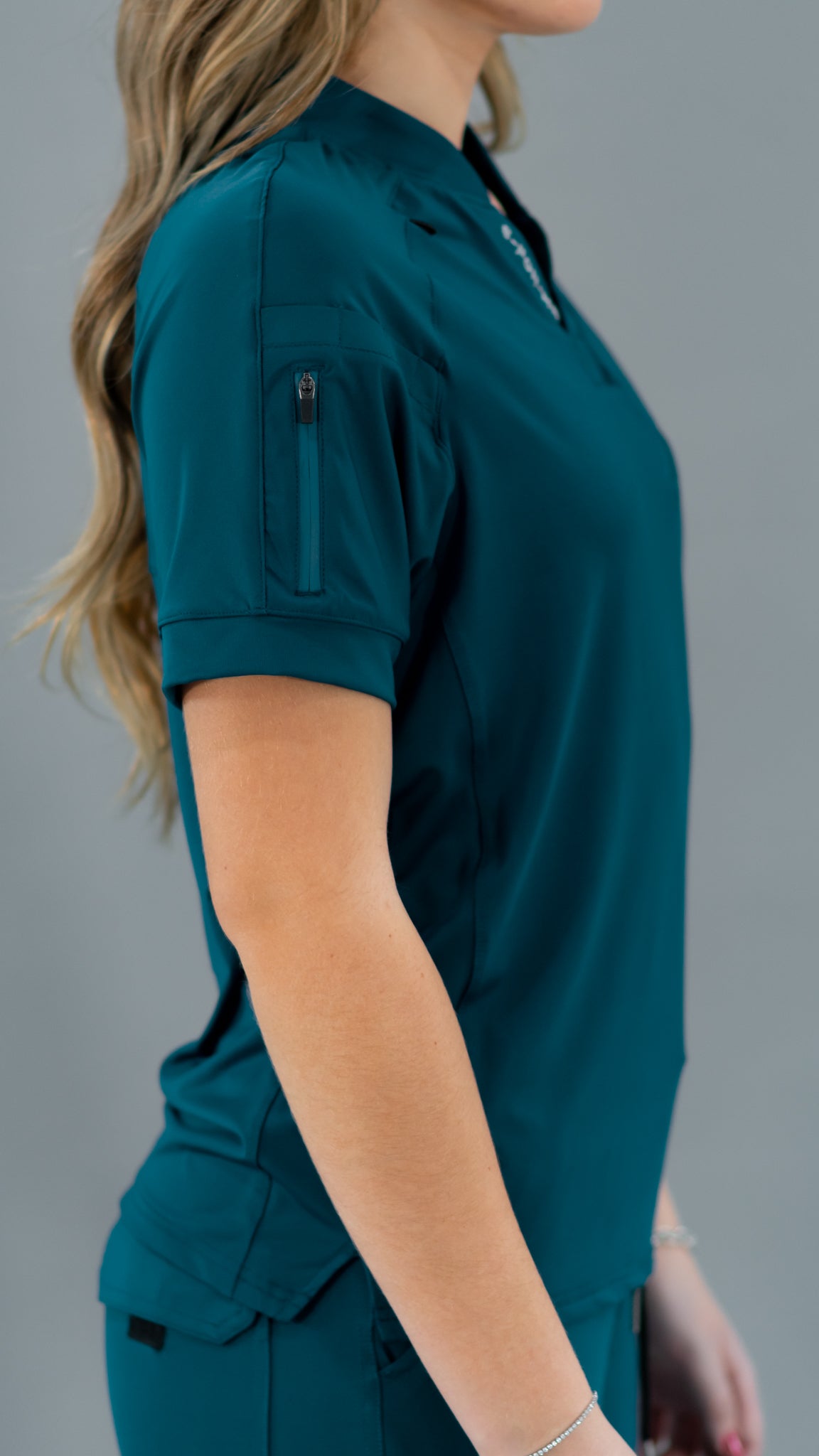 Unisex Relaxed Top 905 Caribbean Blue, Super Stretch Scrubs